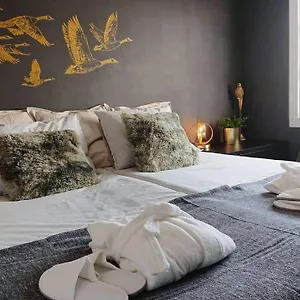 3* 게스트하우스 Carmen -- Boutique By The Sea